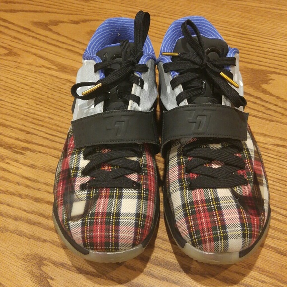 kd 7 plaid